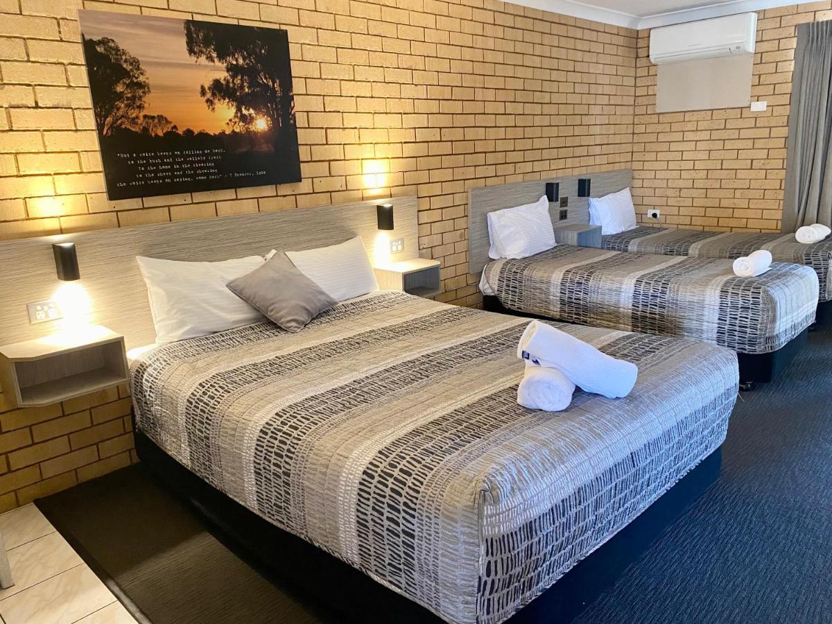 Tallarook Motor Inn Dubbo Esterno foto