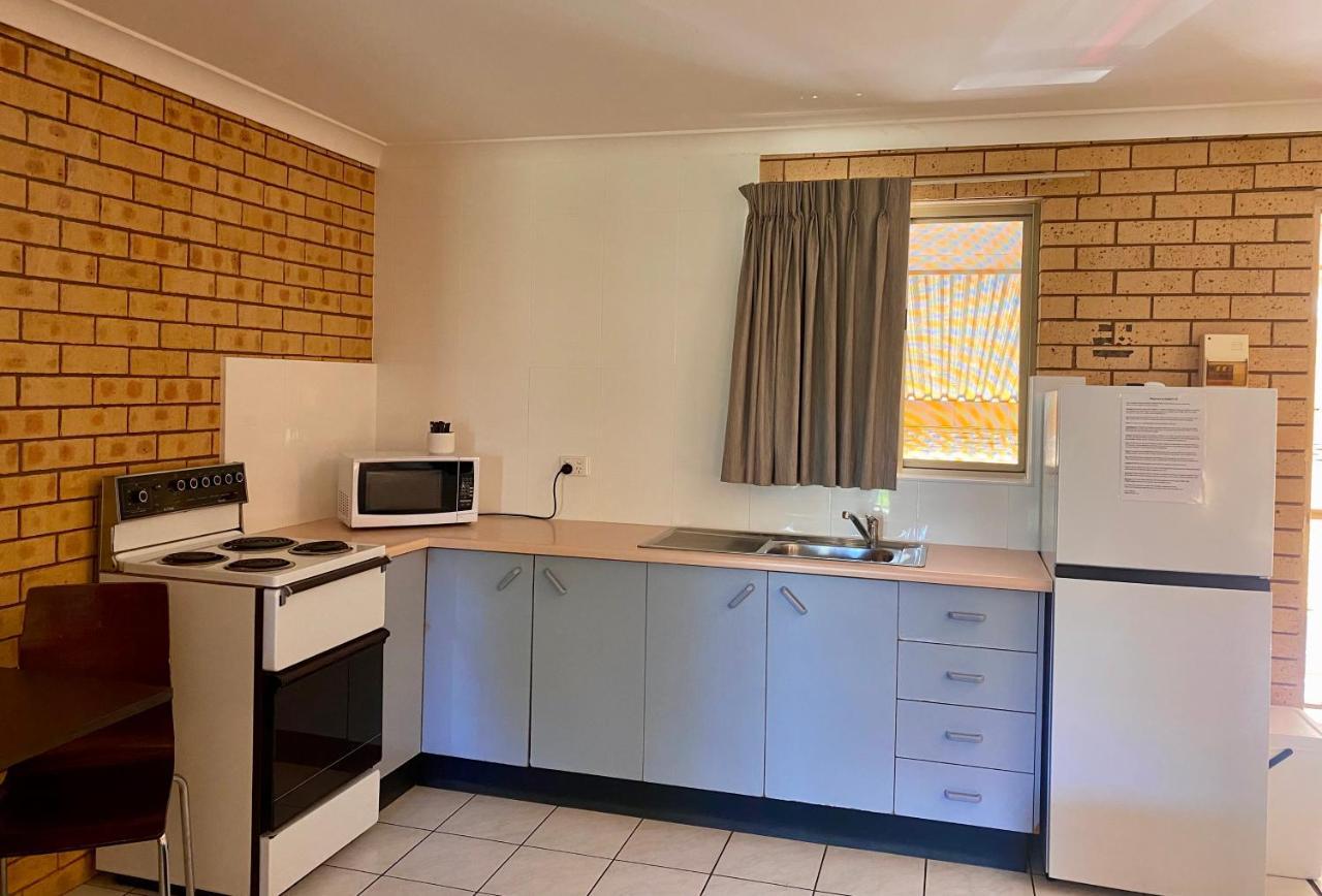 Tallarook Motor Inn Dubbo Esterno foto